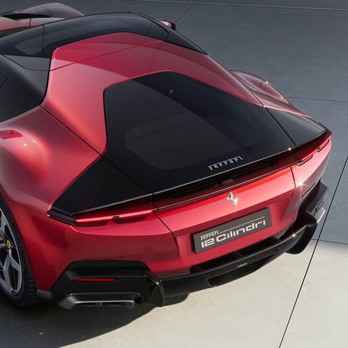 カーボンファイバー リヤスポイラー　詳細確認必須です。 Amazon.co.jp: カーボンファイバーリアスポイラー カスタム